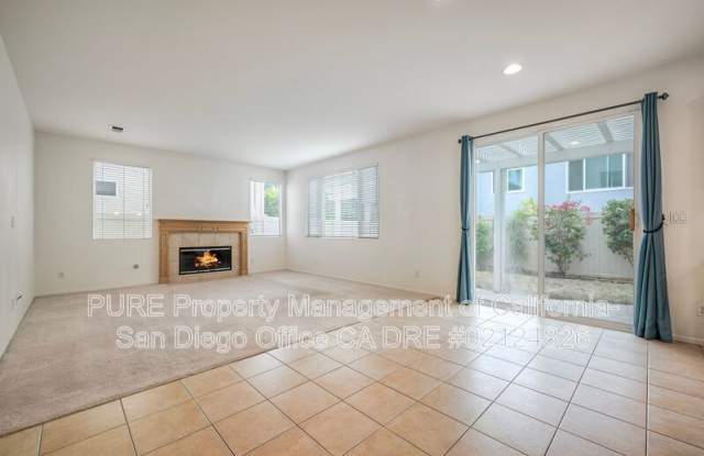 2812 West Canyon Avenue