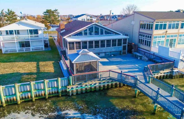 1028 N Shore Dr - 1028 North Shore Drive, Brigantine, NJ 08203