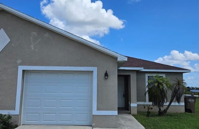 717 Nicholas Parkway W - 717 Nicholas Parkway West, Cape Coral, FL 33991