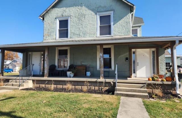 102 South McKinley Avenue - 102 South McKinley Avenue, Muncie, IN 47303