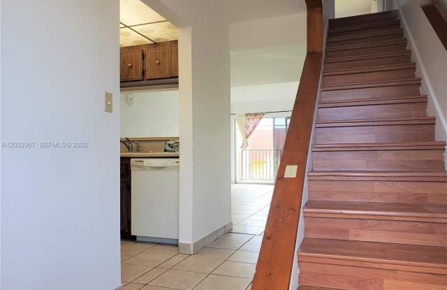 301 NW 109th Ave