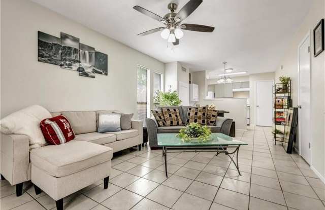 1516 Hawk Tree Drive unit: C