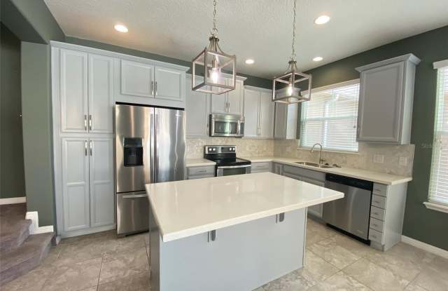 8500 IRON MOUNTAIN TRAIL