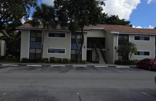 1542 Lake Crystal Dr