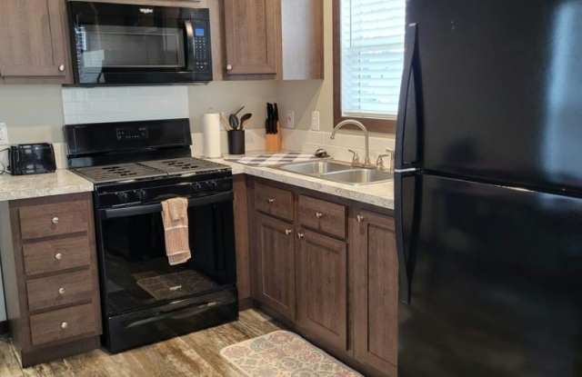 602 N. Victoria Road Rv3271