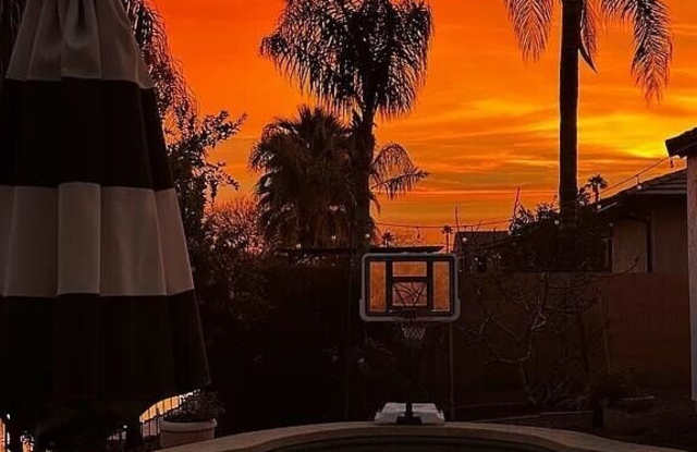 634 E BELLERIVE Place