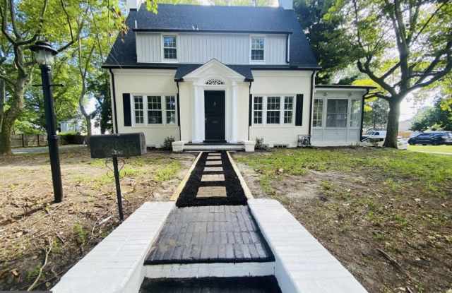 Photo of 201 Truitt Street