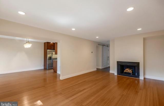 5250 POOKS HILL Road unit: B-13