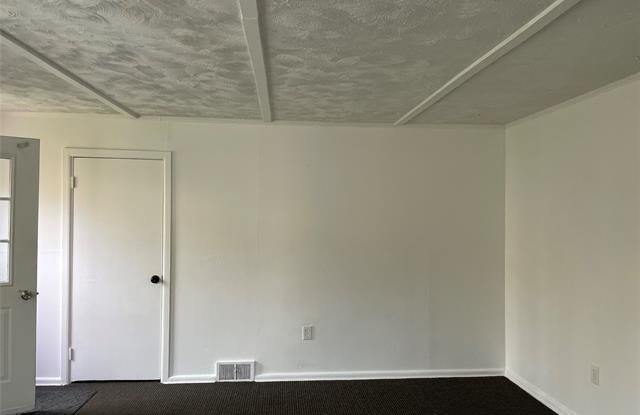 4335 Territorial Road