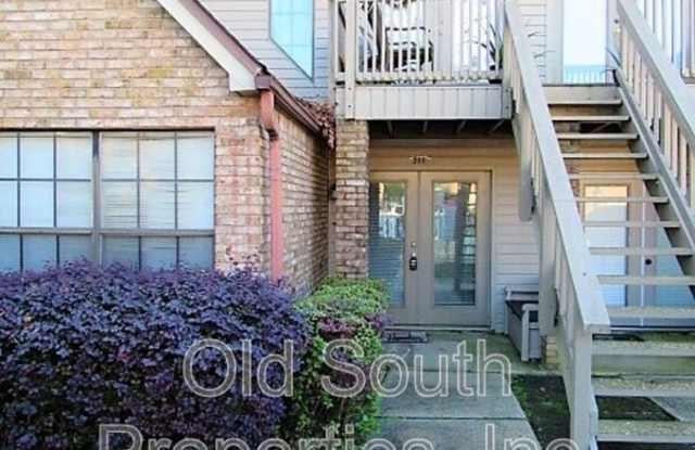 7150 Plantation Road