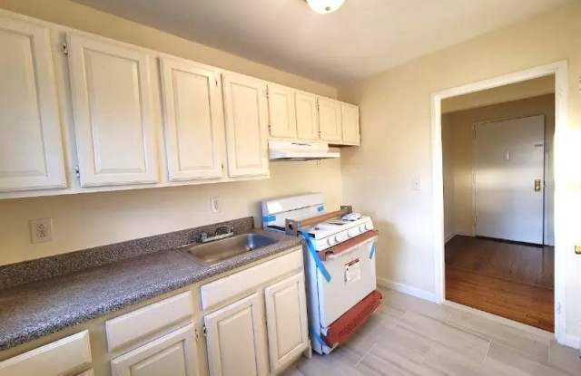 Photo of 365 Schley Street