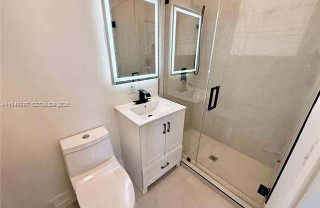 1535 West Ave unit 1 (A11940087)