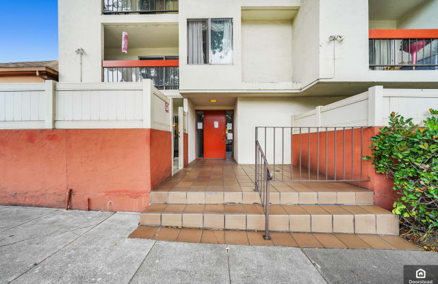 288 Whitmore St Unit 116 - 288 Whitmore St, Oakland, CA 94611