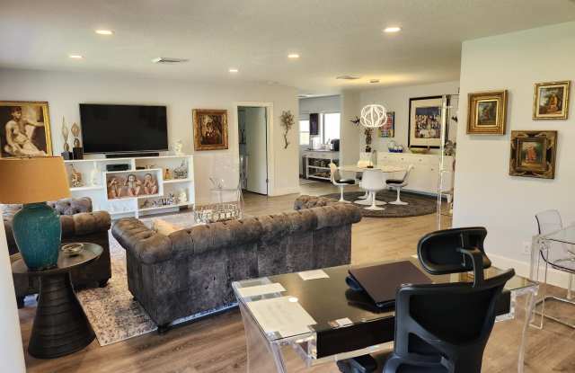 Photo of 1707 Consulate Place