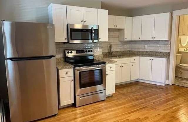 333 Oak Hill Rd unit: 2R