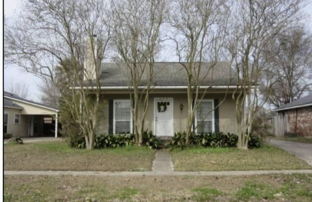 652 Meadow Bend Dr - 652 Meadow Bend Drive, Gardere, LA 70820