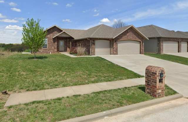 Photo of 863 South Dry Gulch Road