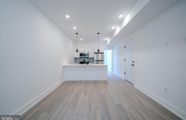 1710 N 24TH Street unit: 2