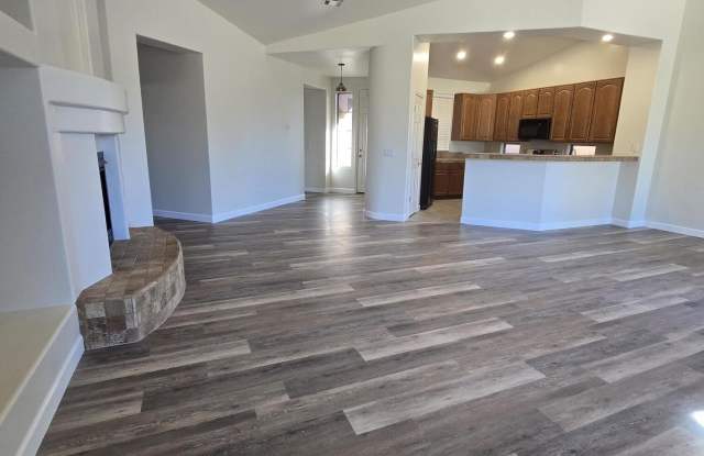 17648 W BUCKHORN Drive