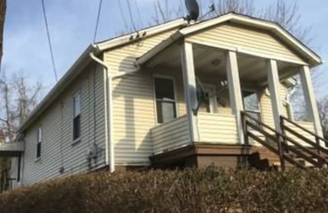 2401 Carson st - 2401 Carson Street, McKeesport, PA 15132