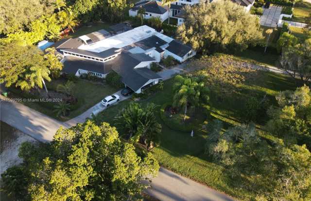 13960 Old Cutler Rd
