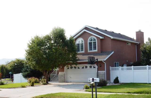 186 Harvest Berry Pl.