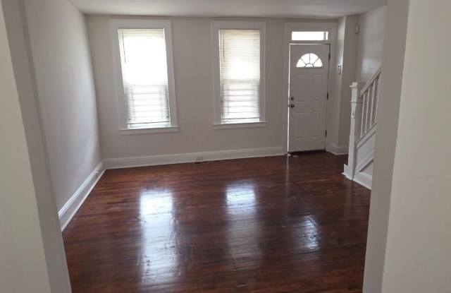 3151 RAVENWOOD Avenue