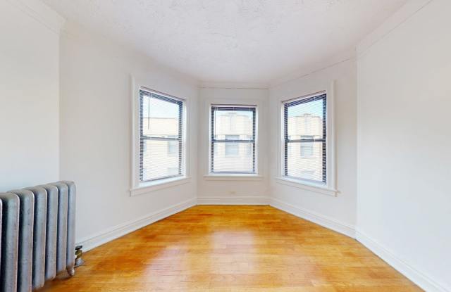 5415 S. Woodlawn Avenue