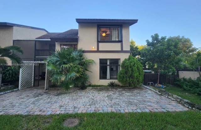 1710 Bayberry Dr - 1710 Bayberry Drive, Pembroke Pines, FL 33024