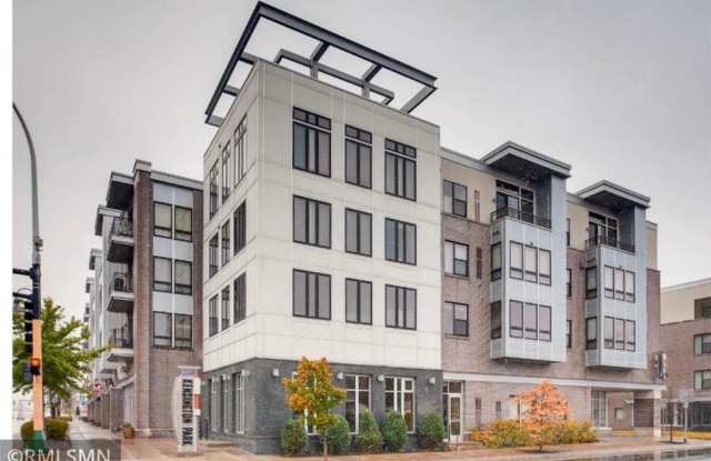 Photo of 7600 Lyndale Avenue S