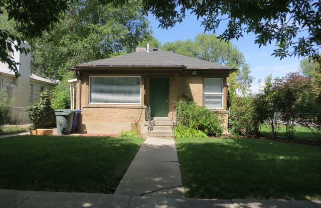 Newly Updated Liberty Wells Duplex!!