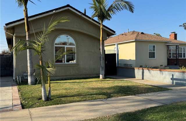 633 Montebello Boulevard S