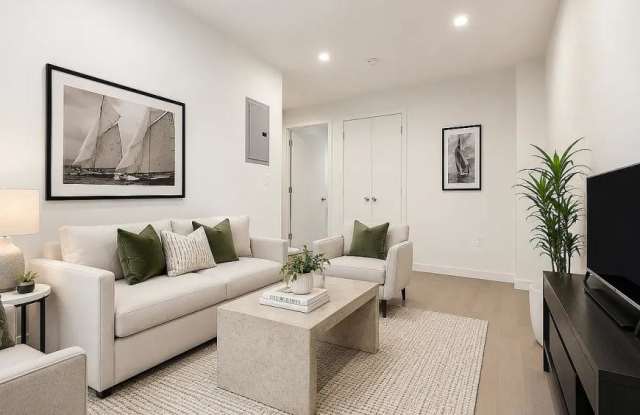 316 West 39th Street