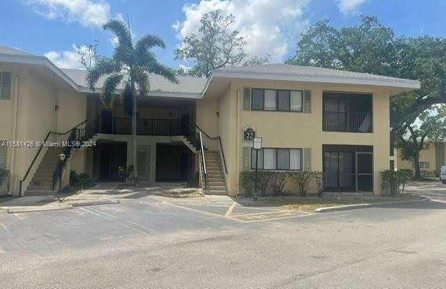 2550 SW 8TH TERRACE - 2550 Southwest 8th Street, Fort Lauderdale, FL 33312