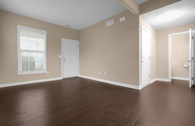 5527 Albany Terrace Way