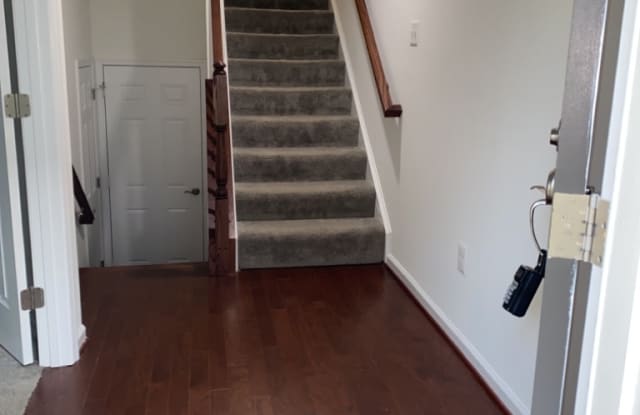 7223 Barrberry Lane