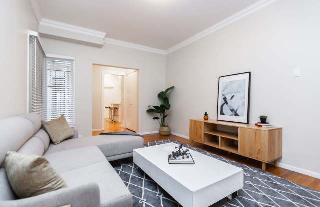 1624 Sacramento Street