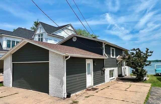 Photo of 1869 Union Lake Road