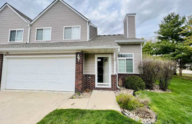 7425 Wistful Vista Dr - 7425 Wistful Vista Drive, West Des Moines, IA 50266