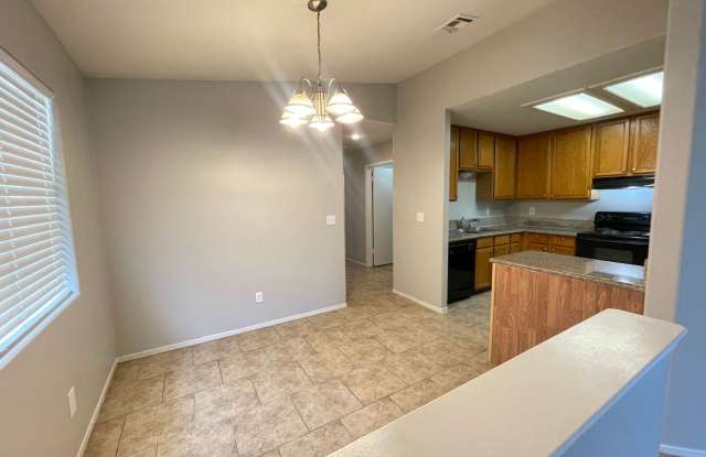 4437 Harris Ave - 4437 East Harris Avenue, Las Vegas, NV 89110