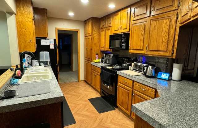 Spacious 4 Bedroom/ 2 Bath Home