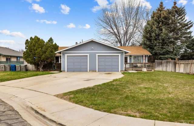 10543 West Poppy Street