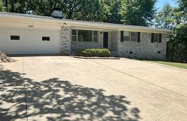 ✨ Winter Move-In Special: Save Big on Your First 3 Months! ✨