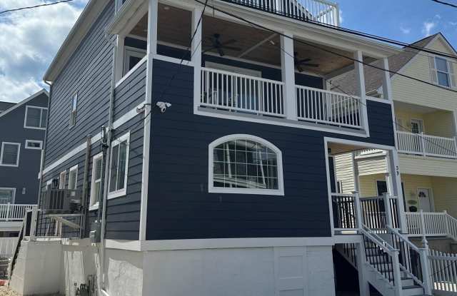 39 Coolidge Avenue