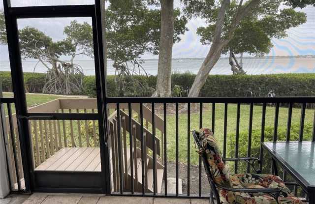 264 NE Edgewater Drive unit: 102