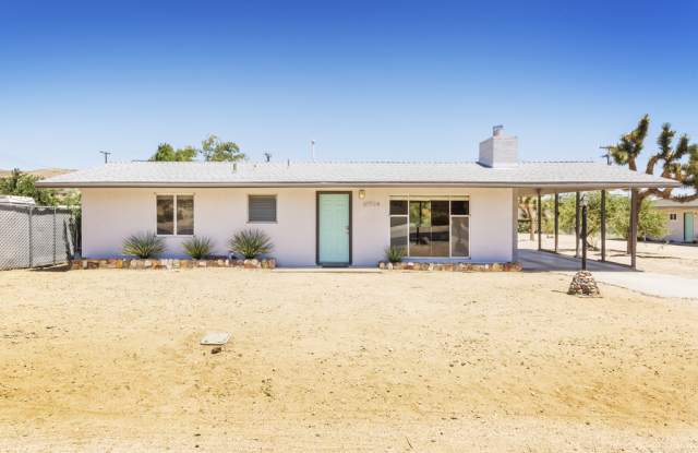 Cozy 2 bed/1 Bath house-UNFURNISHED **