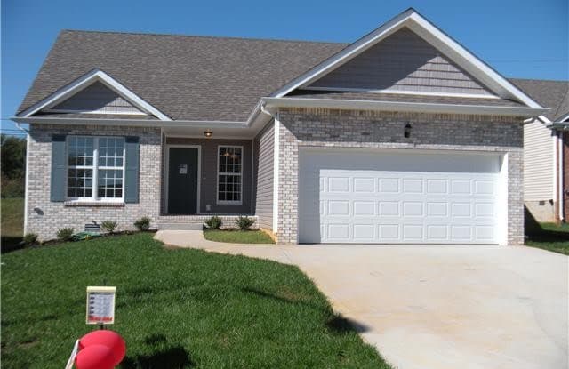 3475 Oak Creek Dr - 3475 Oak Creek Road, Clarksville, TN 37040