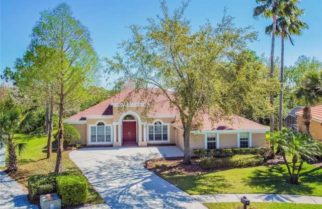10546 GREENCREST DRIVE