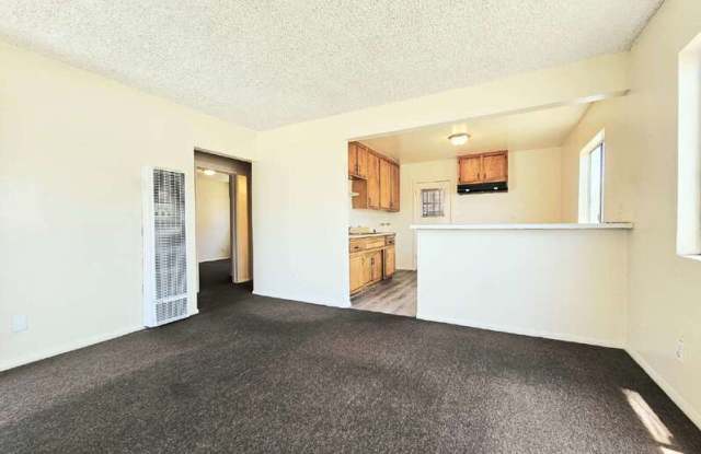 Photo of 8866 S Wall Street