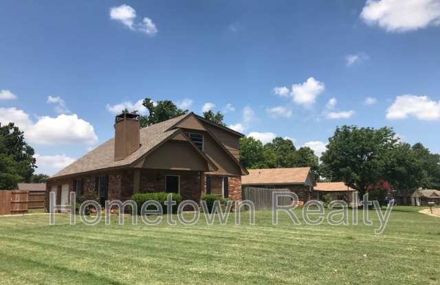1013 Kelly Park Road